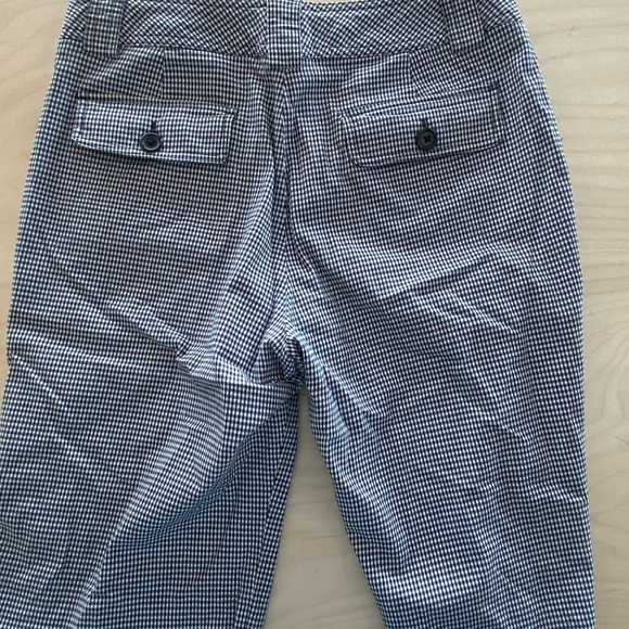 Larry Levine Stretch Bermuda Shorts size 6 (FO) - Picture 10 of 16